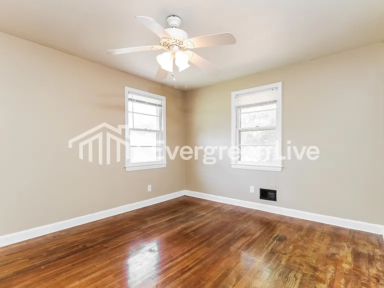 3019 Oakhaven Rd — Photo 10