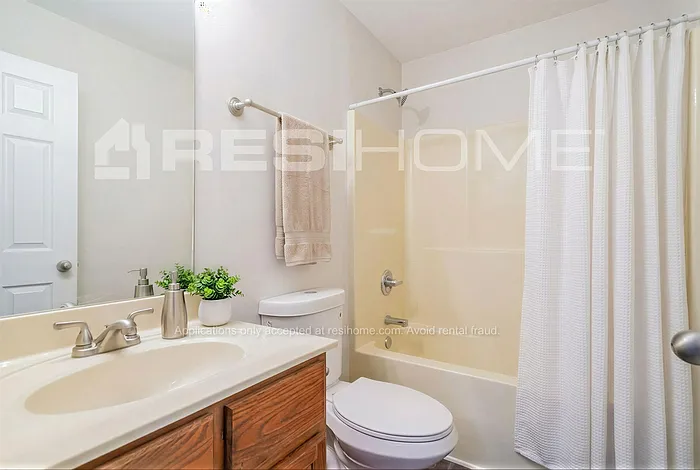 406 Forrest Dr — Photo 10