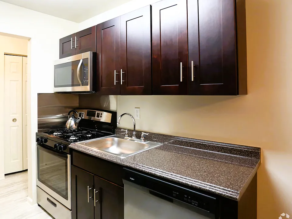 Autumn Ridge Apartments