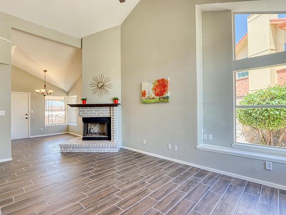 5th image of 10801 Sandy Koufax Dr