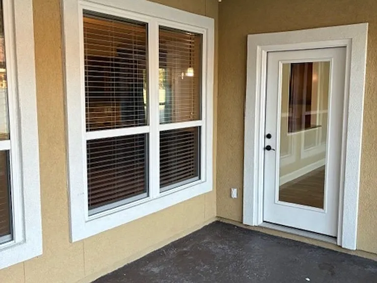 102 Miller Ct — Photo 37
