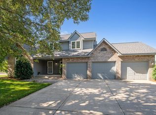 3702 Dunbar Knl, Minneapolis, MN 55443