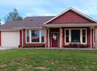 1830 N Eastlake Dr, Crescent, OK 73028