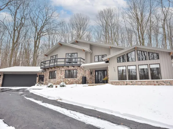 4380 County Road Y, Saukville, WI 53080