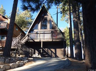 33296 Holcomb Creek Dr, Green Valley Lake, CA 92341