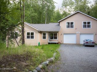 22400 Aurora Borealis Rd, Chugiak, AK 99567