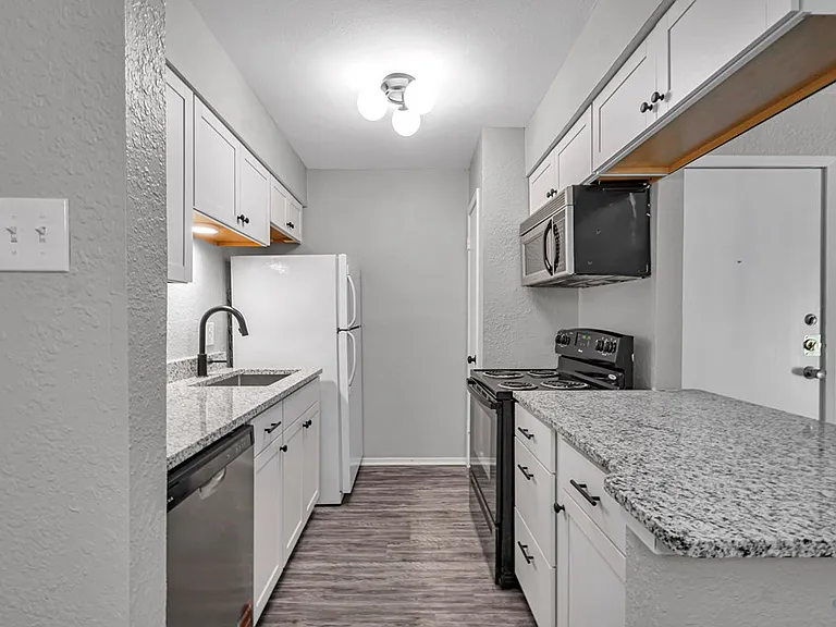 4700 Boulder Dr #1206 — Photo 32