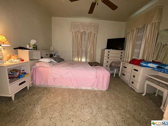 4th image of 1311 Franz Dr