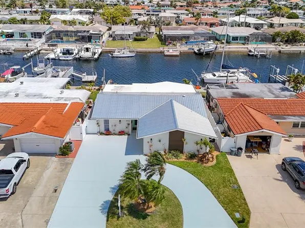 4936 Dory Dr, New Port Richey, FL 34652