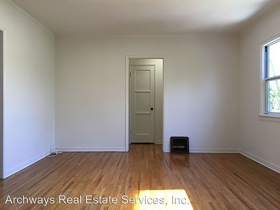 4th image of 811 Harvard St