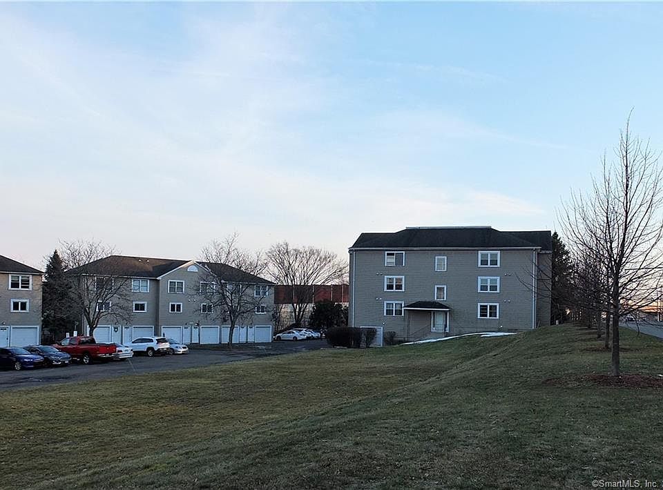 1st image of 1241 East St APT D3