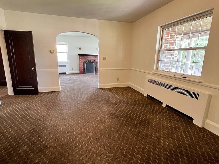 9409 Belair Rd — Photo 14
