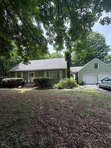 83 Burnham Rd Photo 1