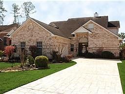 1st image of 2811 Lake Forest Dr