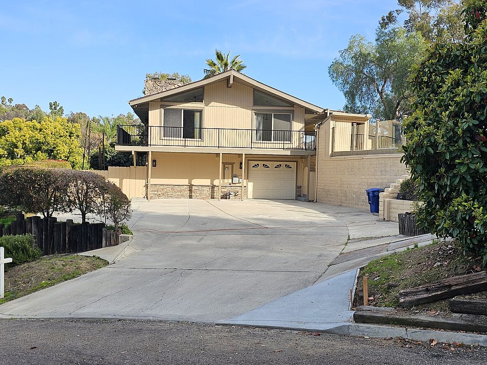 1st image of 3920 Palm Dr #A