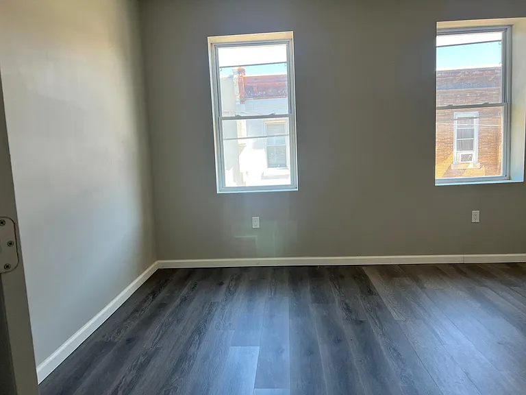 1343 S Newkirk St — Photo 6