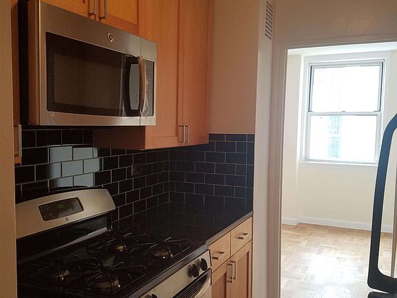 2nd image of 245 E 19th St APT 15H