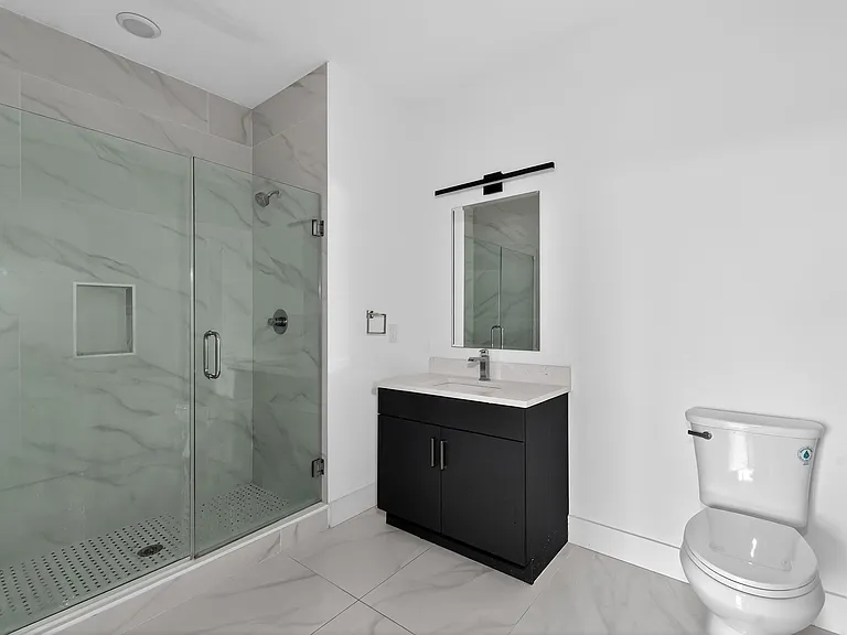 43-45 W 32nd St #502 — Photo 13