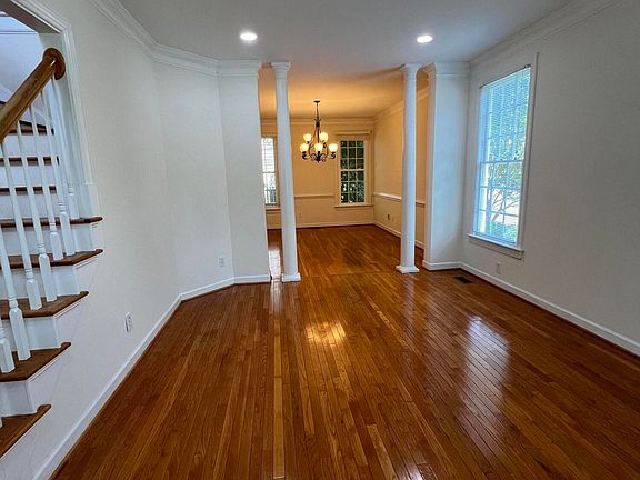 3rd image of 100 Highstream Pl