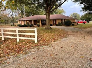 1079 Lcr 463, Mexia, TX 76667
