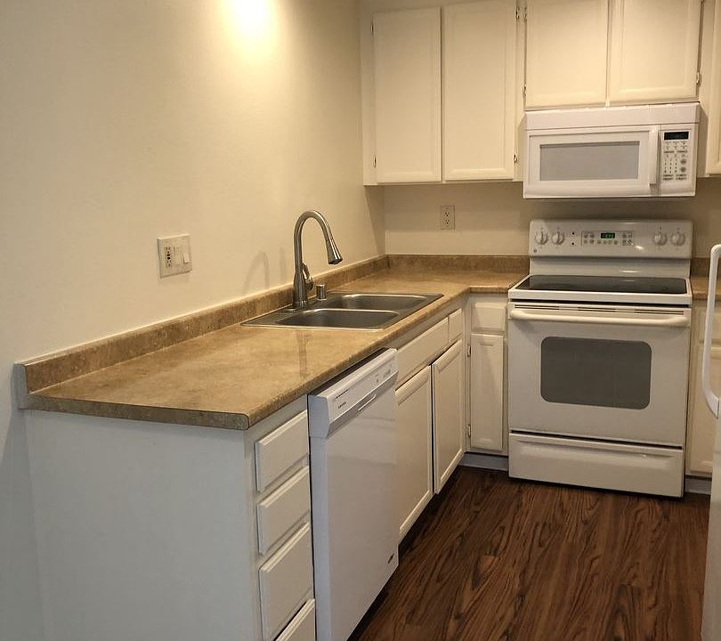 1st image of 7013 Appian Dr