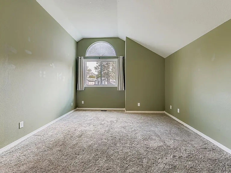 1687 SW 178th Ave — Photo 14