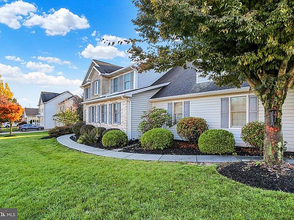 2nd image of 338 Deaven Rd