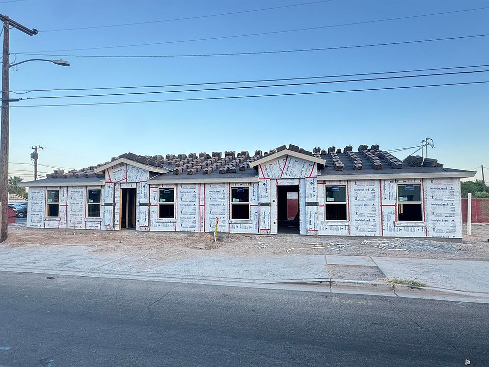1st image of 1551 W 5th St