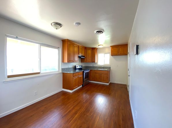 7811 Loucreta Dr