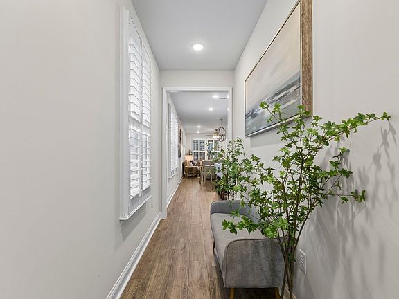 2nd image of 1307 Littleleaf Loop