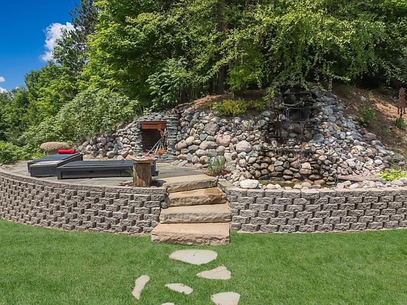 4th image of 5081 Hidden Glen Dr