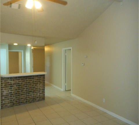 3rd image of 4419 Rosebud Dr