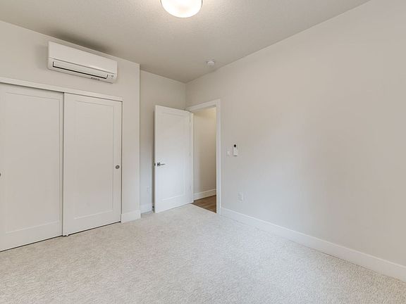 4th image of 4060 N Montana Ave