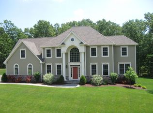 40 Ellridge Pl, Ellington, CT 06029