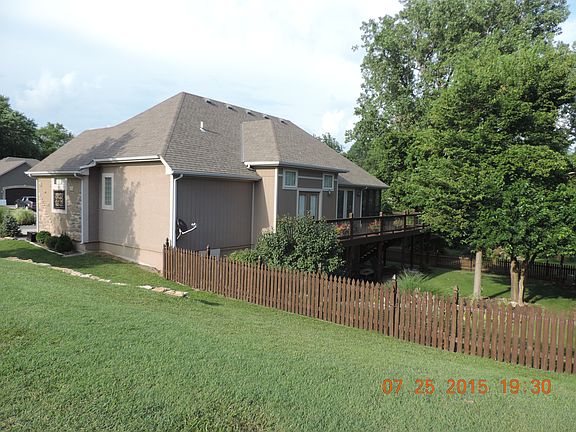 5th image of 501 Broadmoor Cv