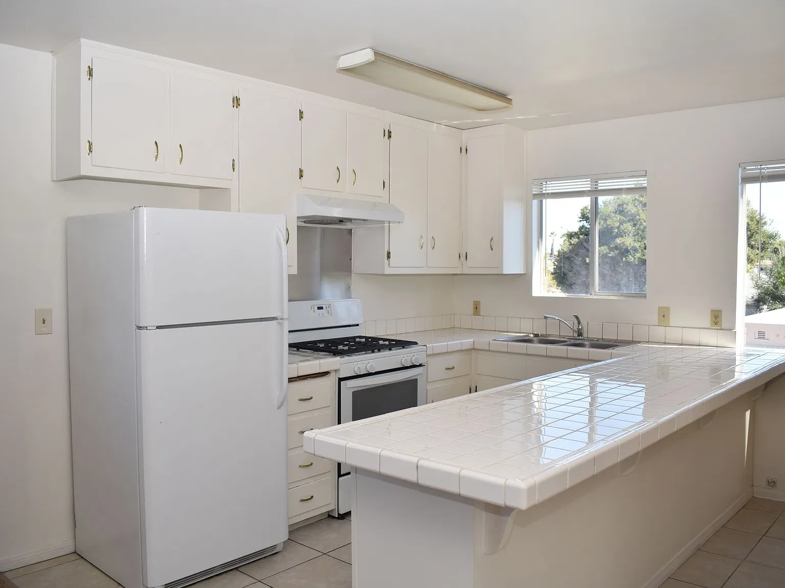 3546 Ray Street — Photo 1