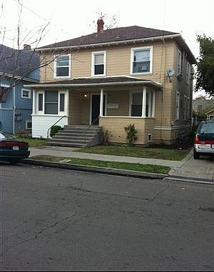 1st image of 427 E Poplar St APT 1