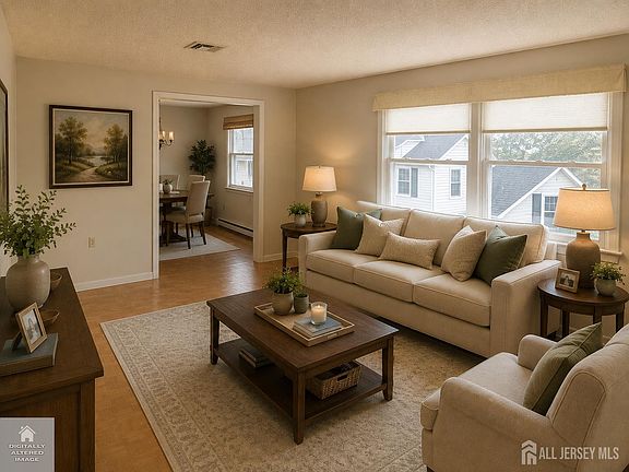 5th image of 131 N Providence Way