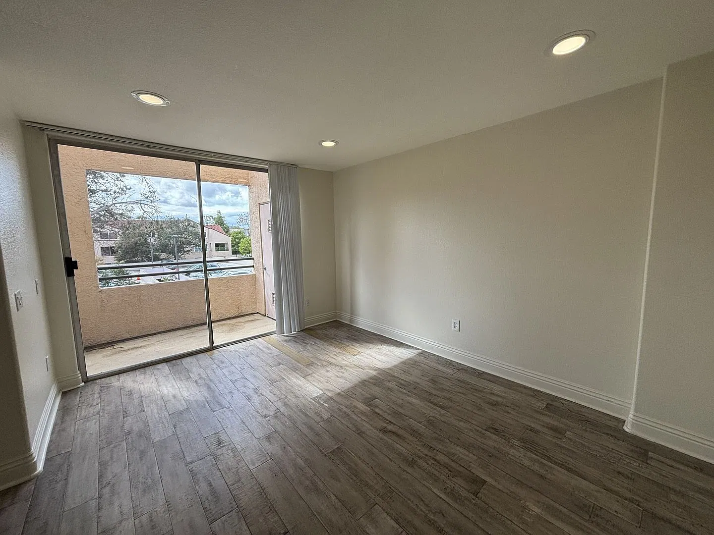 Two Story Condo in UTC — Photo 3