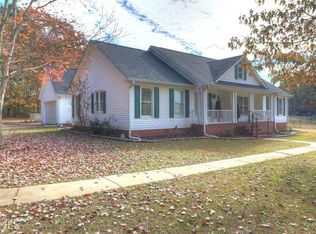 1366 Tomochichi Rd, Griffin, GA 30223