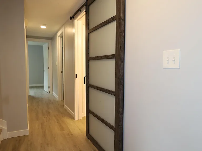 1232 E Henry Clay Ave — Photo 10