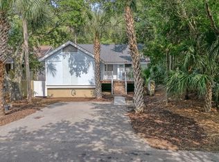 1 Lake Village Ln, Isle Of Palms, SC 29451