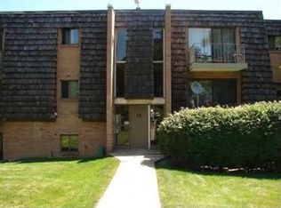 1533 Forest Green Dr, Coraopolis, PA 15108
