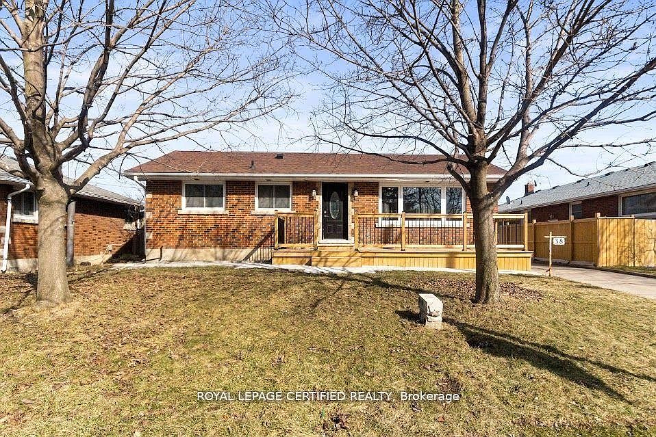1st image of 38 Collier Rd N
