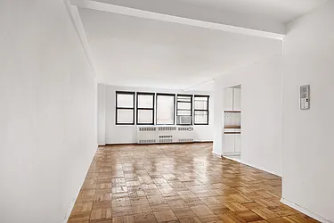 Sold by Erin Brennan, LREB