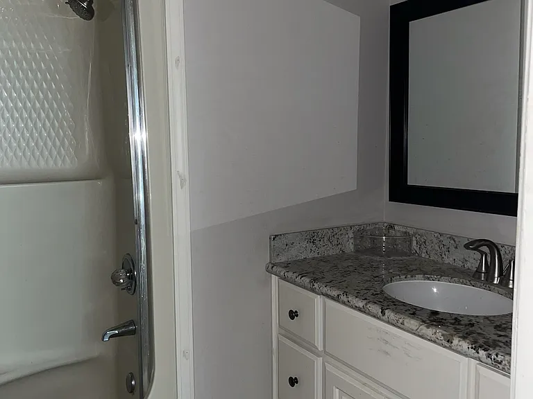7800 N Hills Blvd #102 — Photo 12
