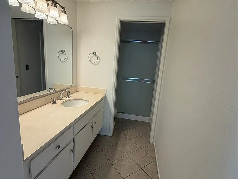 635 Danube Way — Photo 14