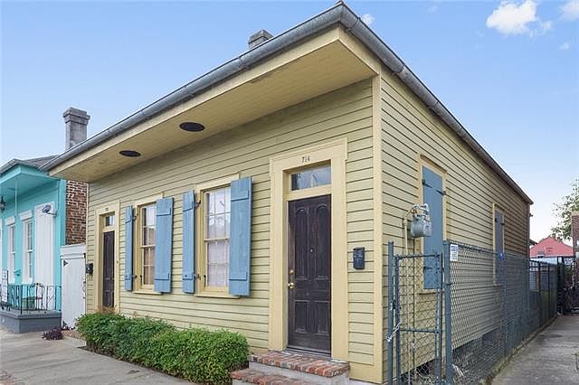 1st image of 712 Mandeville St