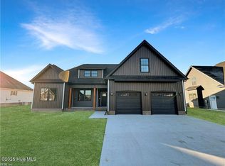 1111 Yawl Benchmark Savanna St, Elizabeth City, NC 27909