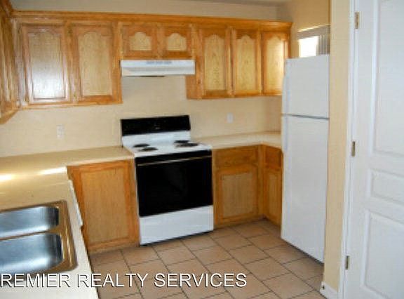 4th image of 1903 Maria Isabel Dr APT B